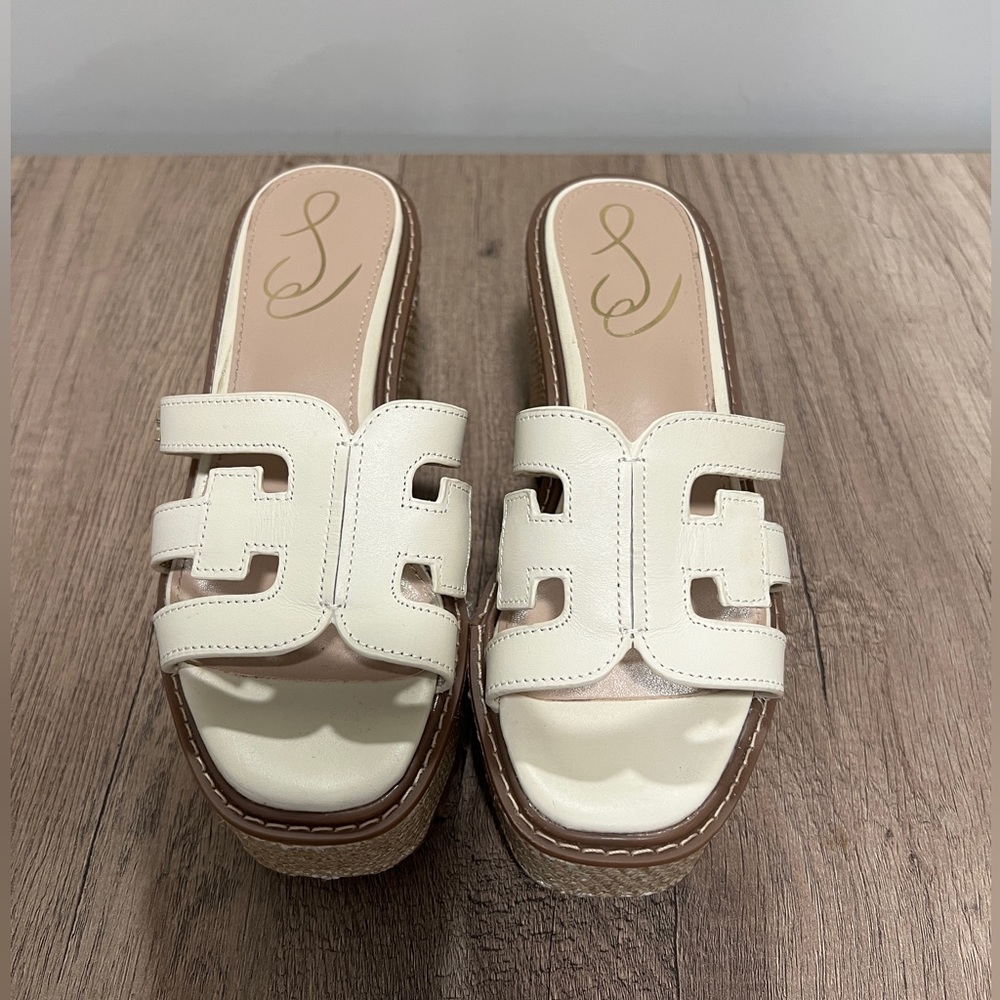 Sam Edelman- Laine Ivory Wedge Sandal- size 5